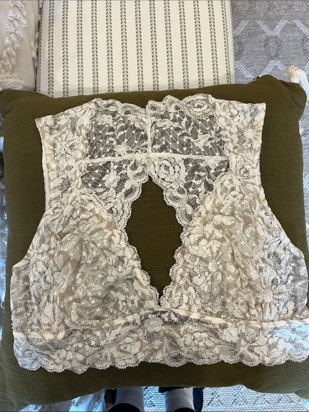 Bralettes Lot (5) Lace Bras - Picture 2 of 11
